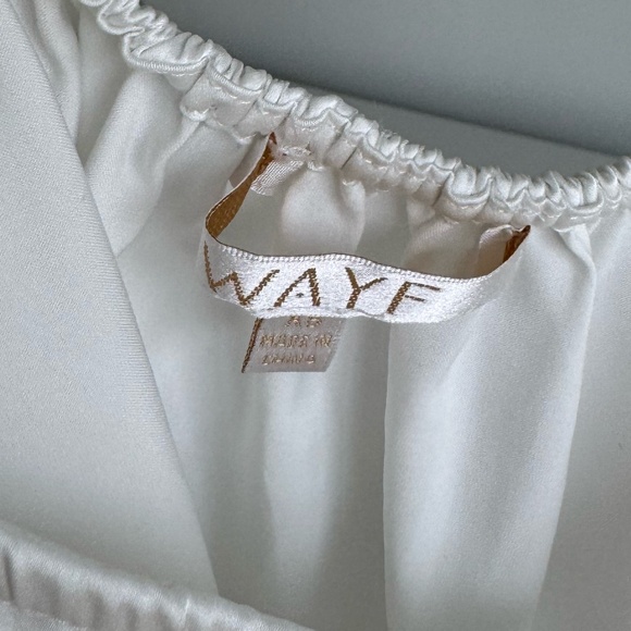 Wayf Blouse - Picture 2 of 3